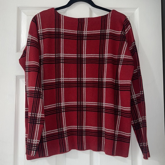 Jones New York Red Plaid sweater with rounded neckline - Picture 4 of 7